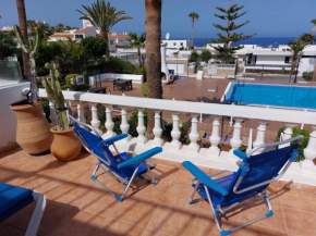 FIRST LINE Ocean View Apartment - 50m from La Pinta beach with heated pool in the heart of Playa de LasAmericas